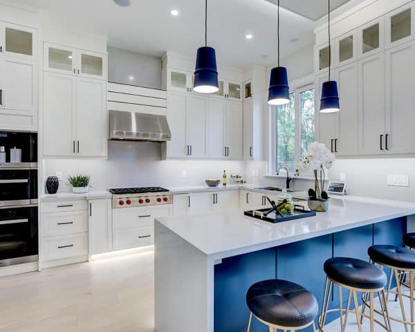 Classic Contemporary Kitchen